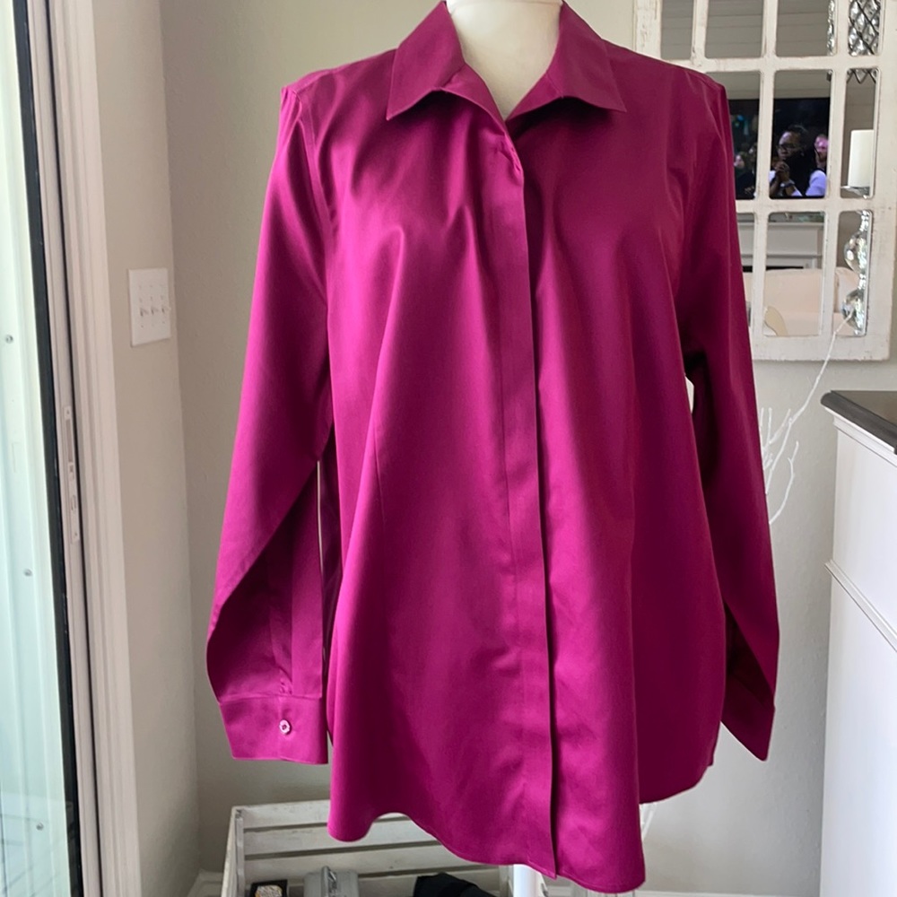 NWOT Chico’s Button Down Blouse